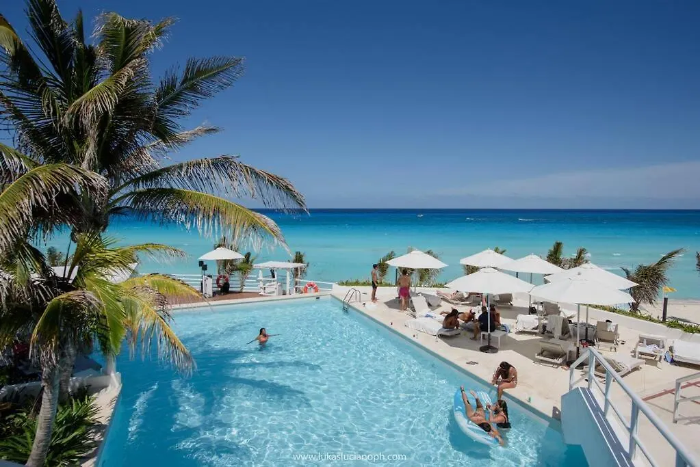 Estudio 4 Sobre Playa, Alberca, Gimnasio, Jacuzzi Cancun 0*,  Mexico